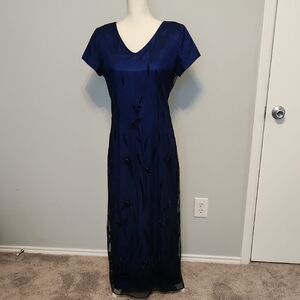 Virgo Blue Sheath Maxi Dress with V-Neck and Short Sleeves